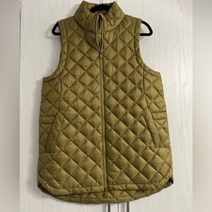 Athleta Whisper Featherless Puffer Vest - Barely Worn (Size Large/Long)